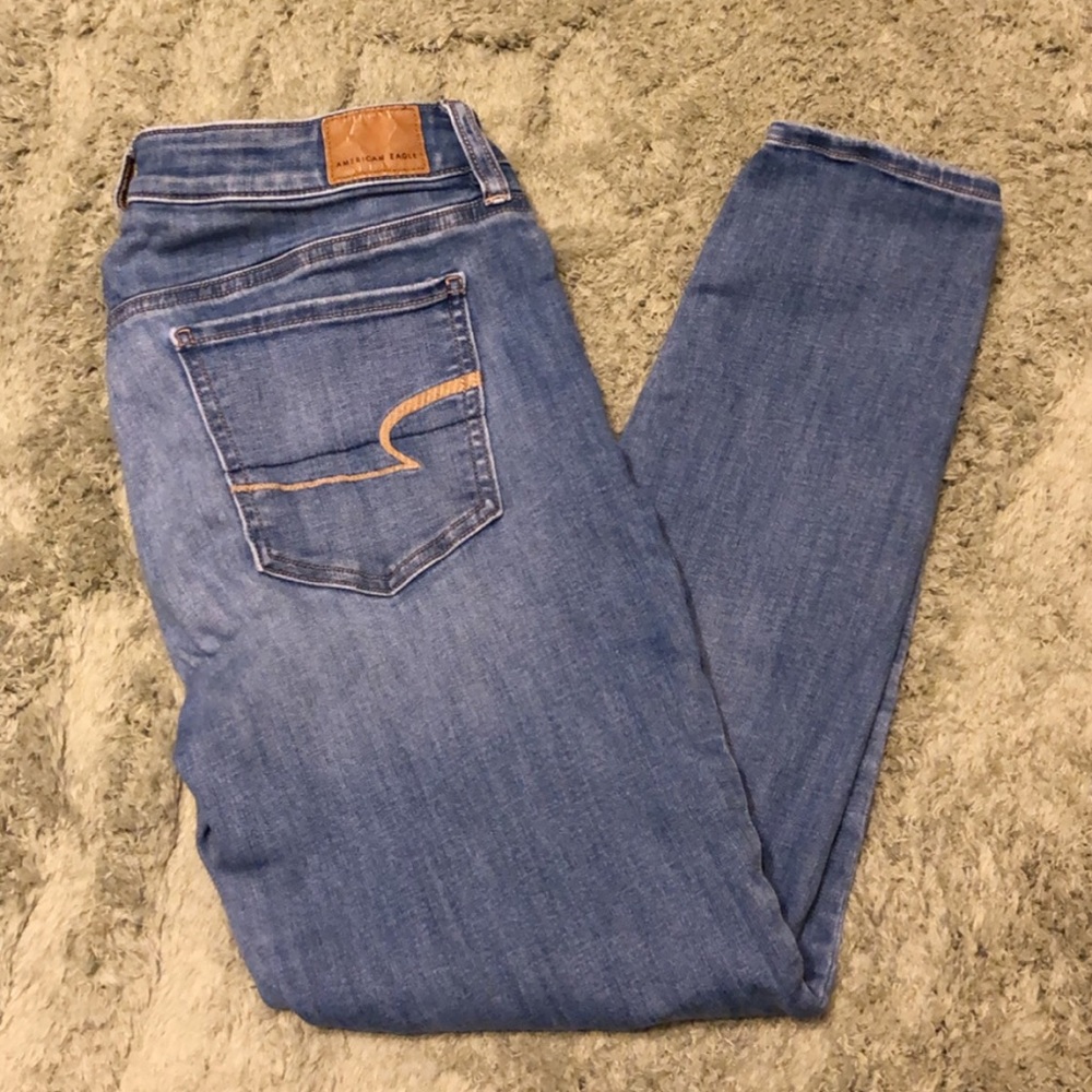 NO FLAWS 💞❤️ Women’s American Eagle Jeans Sz 10!
